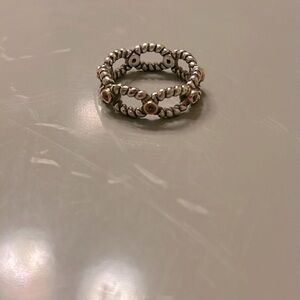 Pandora ring